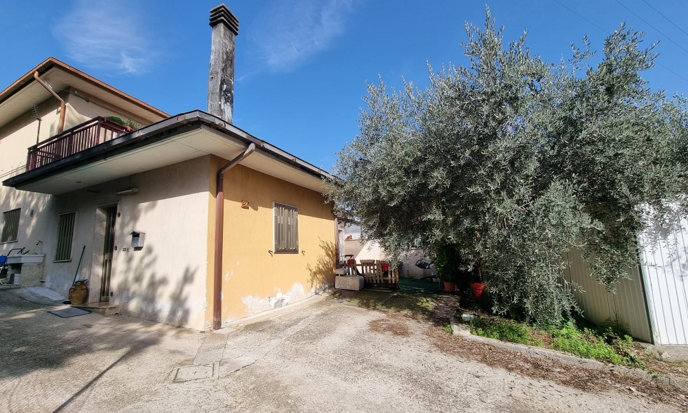 Via Santo Spirito, 86170, 2 Camere da letto Camere da letto, 3 Rooms Rooms,Appartamento,In Vendita,Via Santo Spirito,1423