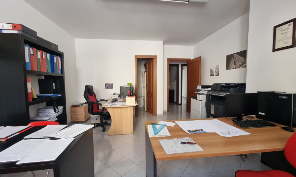 Viale dei Pentri, 86170, 6 Camere da letto Camere da letto, 6 Rooms Rooms,Appartamento,In Vendita,Viale dei Pentri,1,1424