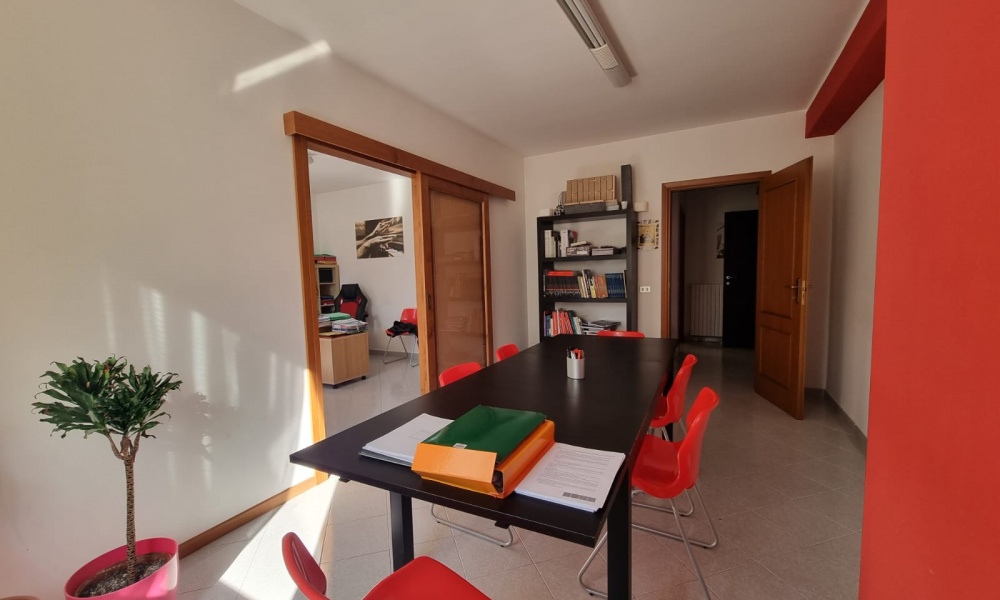 Viale dei Pentri, 86170, 6 Camere da letto Camere da letto, 6 Rooms Rooms,Appartamento,In Vendita,Viale dei Pentri,1,1424