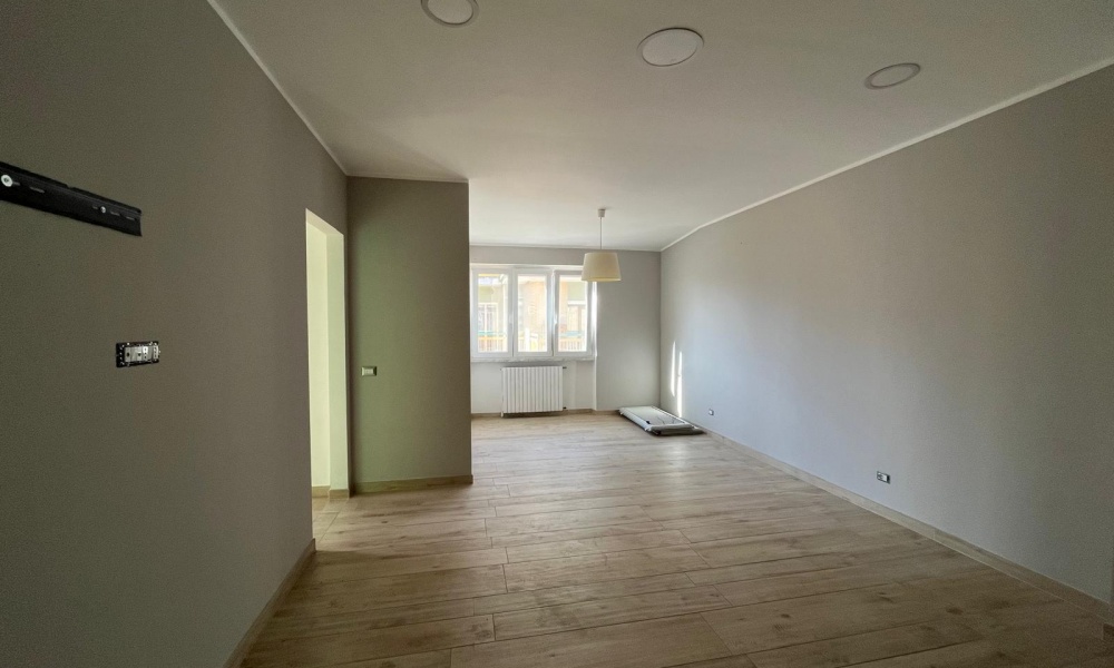 4 Rooms Rooms,Appartamento,In Vendita,1425