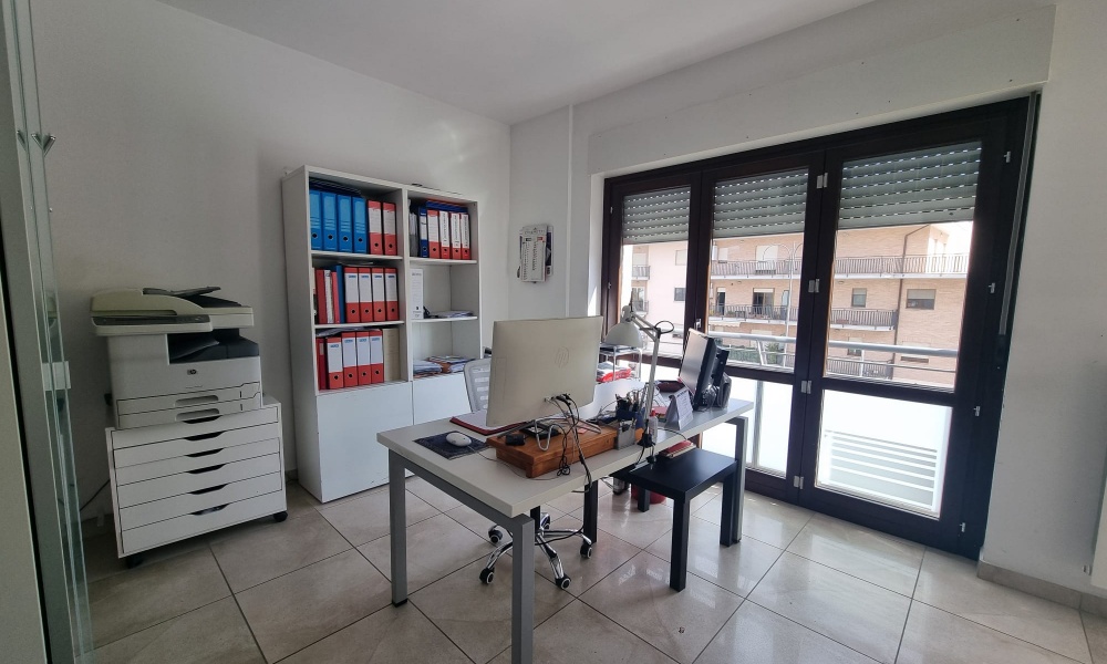 Via Carlomagno, 86170, 2 Camere da letto Camere da letto, 3 Rooms Rooms,Appartamento,In Vendita,Via Carlomagno,2,1436